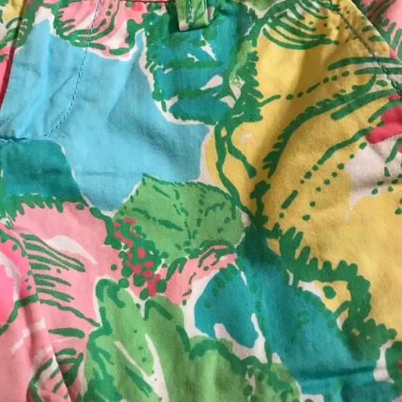 Lilly Pulitzer printed Callahan shorts Sz 000 - Picture 2 of 4